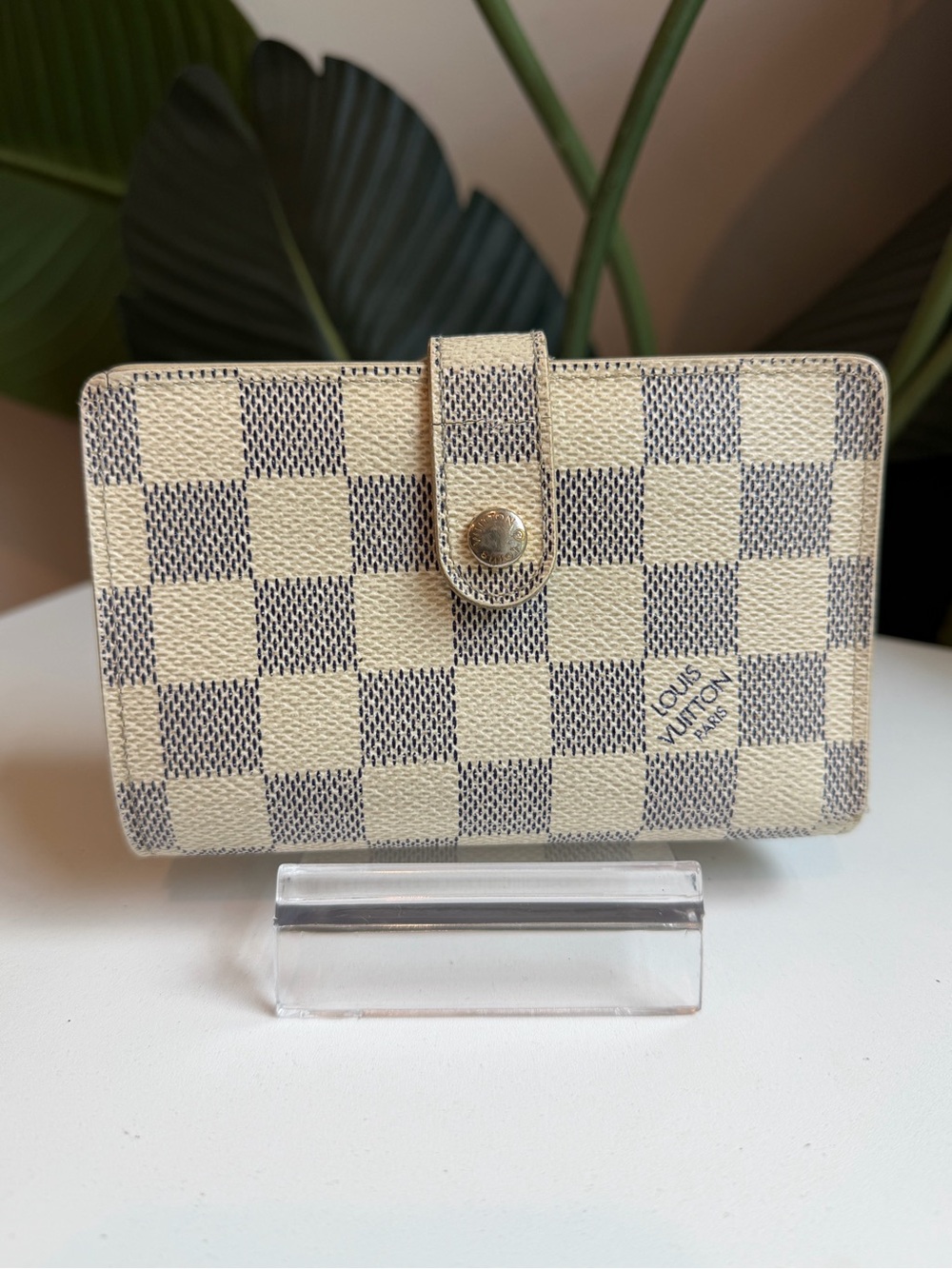 Louis Vuitton ‘Damier Azur Portefeuille Viennois Wallet’